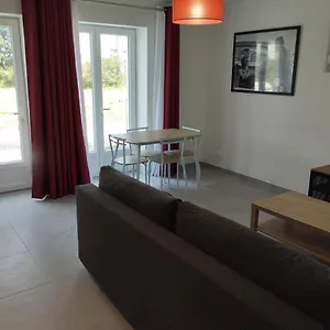 Meuble Et Confort, Au Milieu De La Campagne Appartement