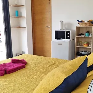 Le Petit Versaille Séjour chez l'habitant